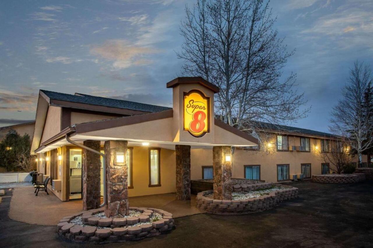 Super 8 By Wyndham Craig Hotel Kültér fotó