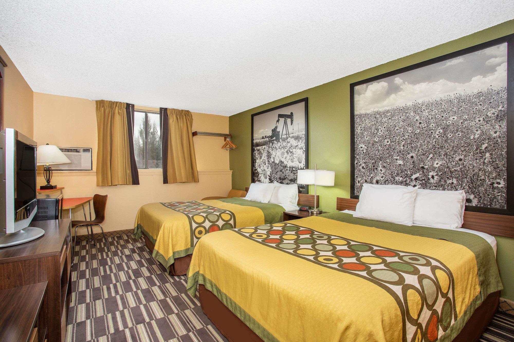 Super 8 By Wyndham Craig Hotel Kültér fotó